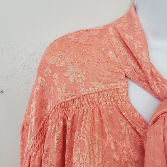 Free People NWOT Women's Small Peach Orange Long Sleeve Blouse Oversized Boho - Picture 2 of 9